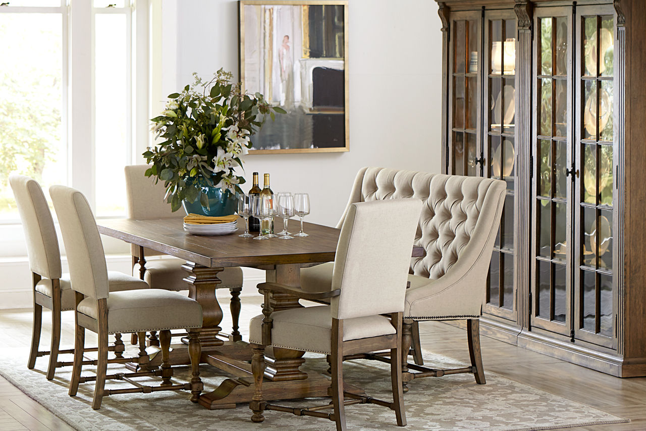 Avondale II Display Cabinet